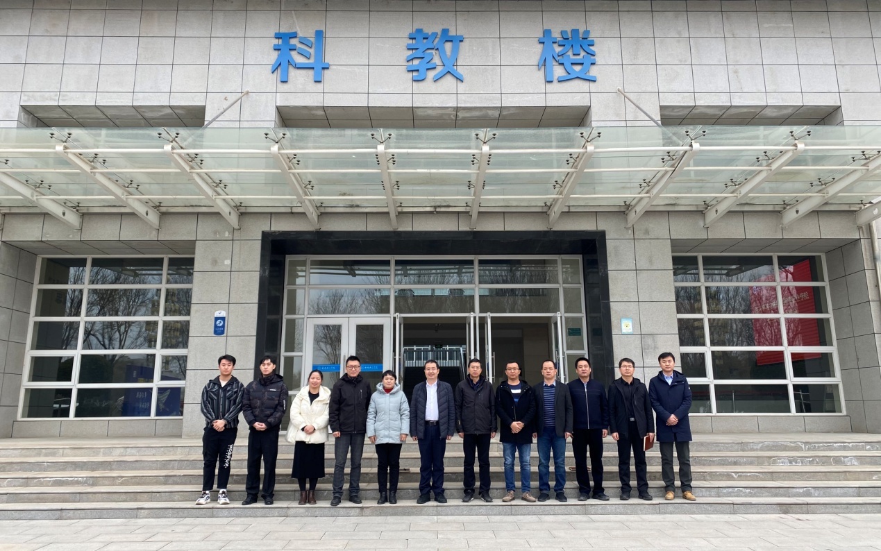 海技开班交流合影.jpg 海技开班交流合影.jpg